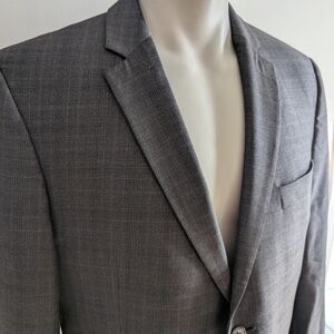 🇮🇹Super 130 Gray Sport Coat with Notched Lapel and Windowpane Pattern